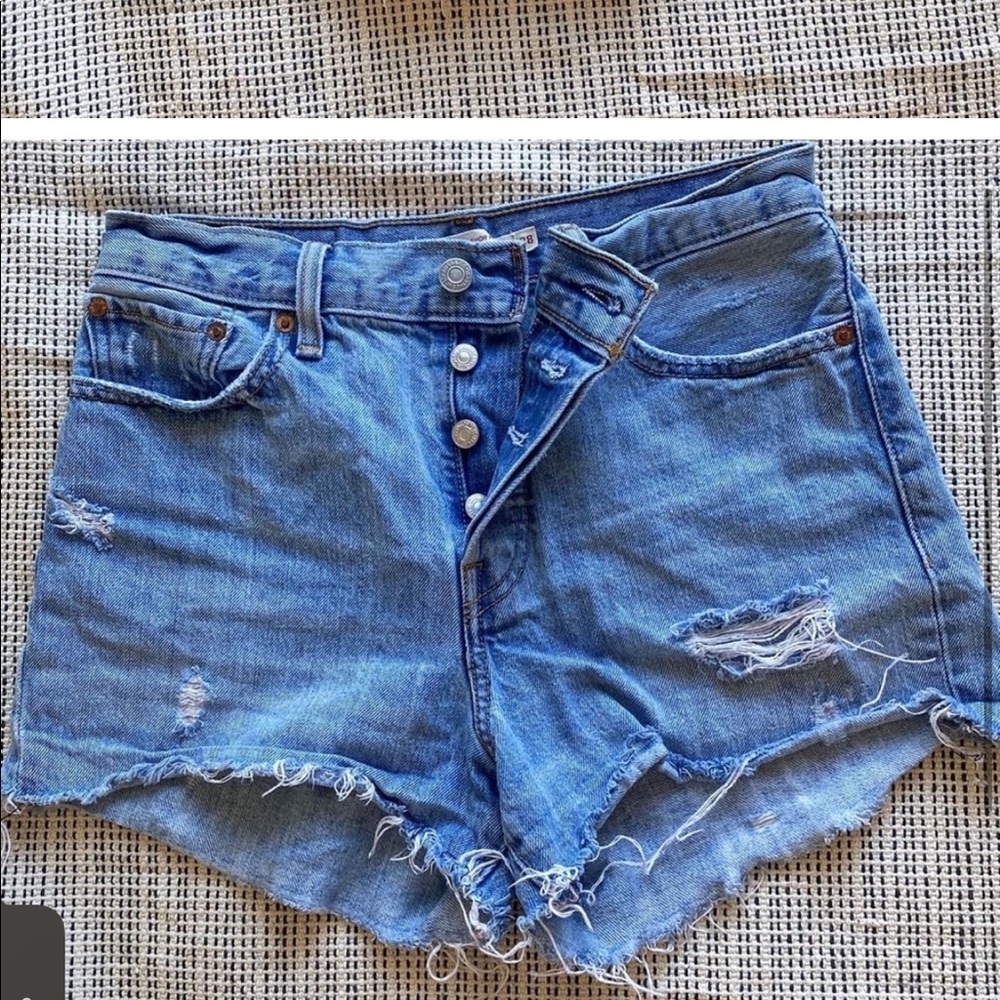 Levi shorts